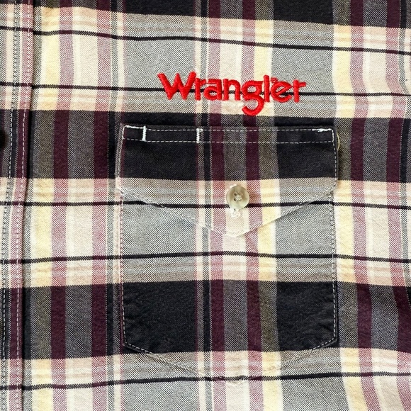 Wrangler x PBR (Professional Bull Riders) Plaid Western Shirt - Picture 4 of 10